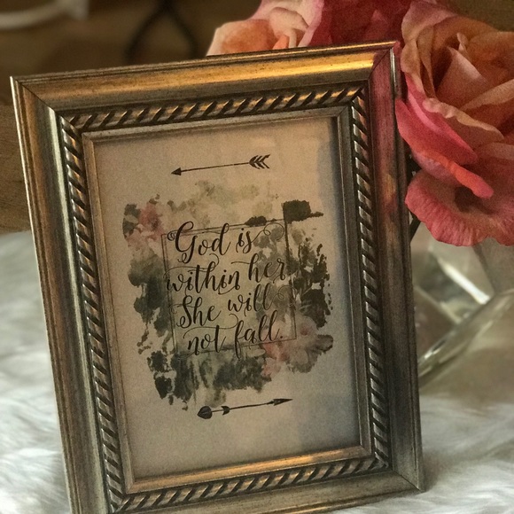 Meet your Posher, Valerie - Picture 2 of 6